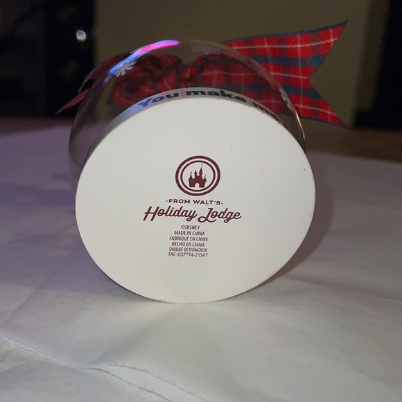 DISNEY Holiday Lodge Minnie Mouse & Daisy Duck Glass Ornament - Picture 5 of 14